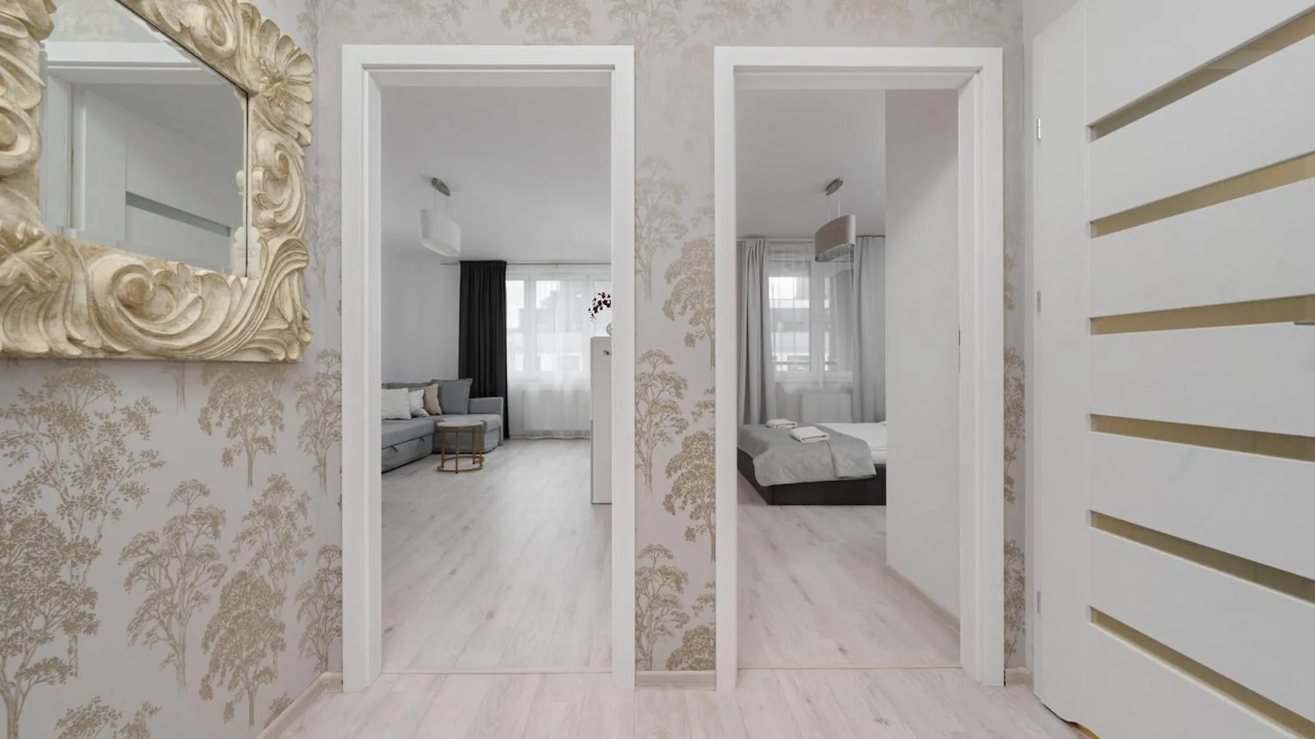 Luxurious Apartments With Balcony & Parking Gwiazdzista Wroclaw By Noclegi Renters